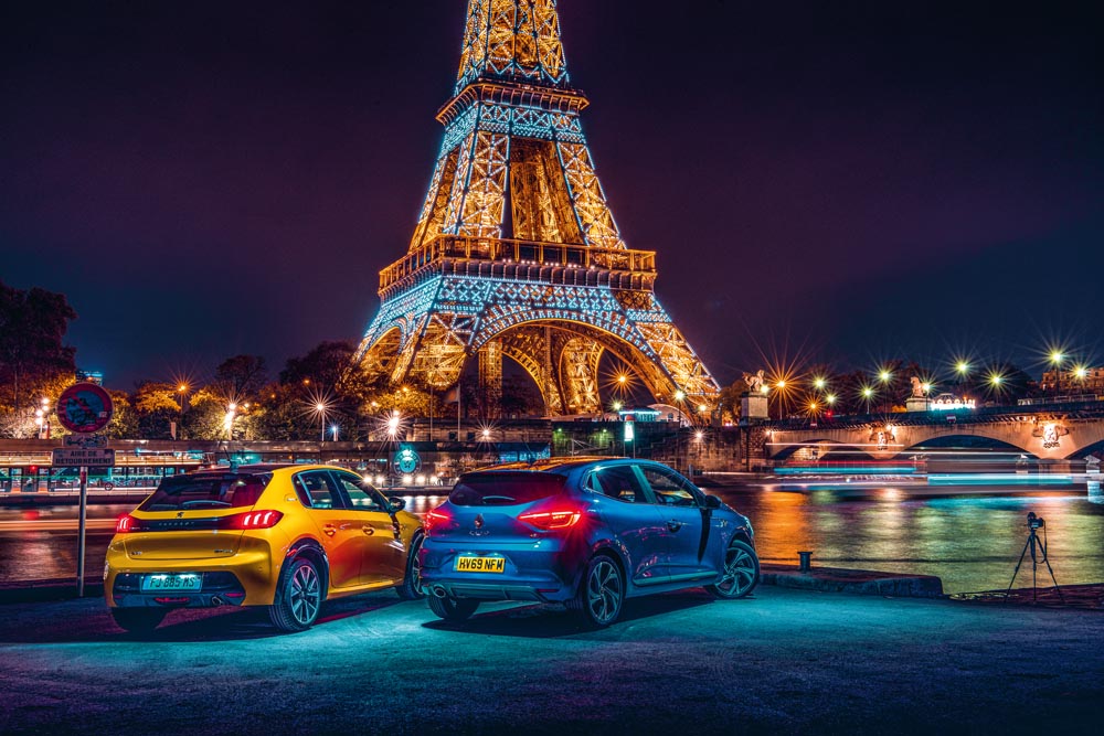 Peugeot 208 noche torre eiffel