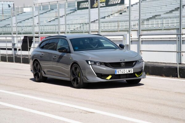 Prueba Peugeot 508 PSE