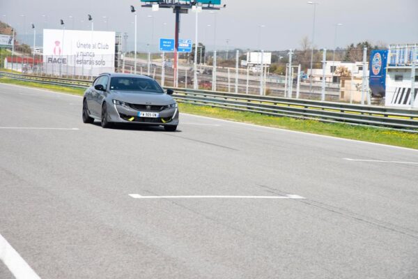 Prueba Peugeot 508 PSE