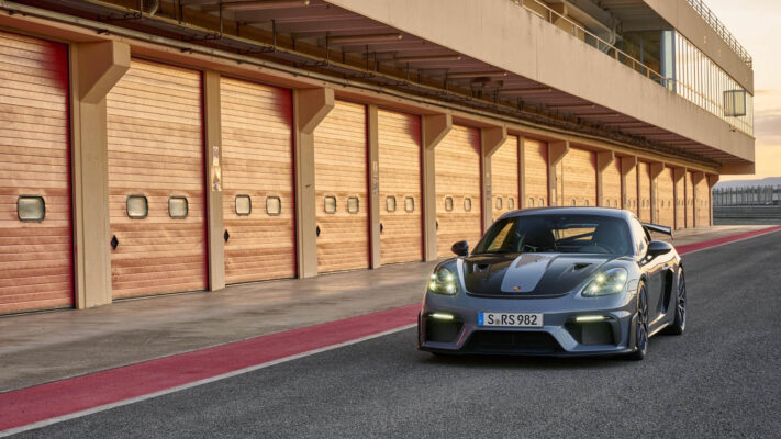 Porsche 718 Cayman GT4 RS