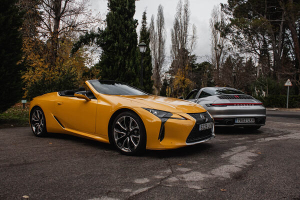 Porsche 911 Targa y Lexus LC 500 Cabrio