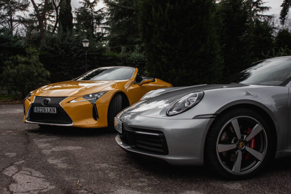 Porsche 911 Targa y Lexus LC 500 Cabrio