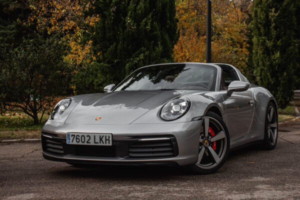 Porsche 911 Targa y Lexus LC 500 Cabrio