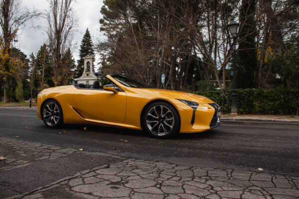 Porsche 911 Targa y Lexus LC 500 Cabrio