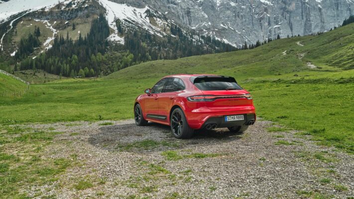 Porsche Macan 2021