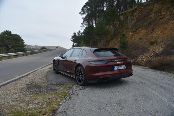 Porsche Panamera 4S E-Hybrid Sport Turismo