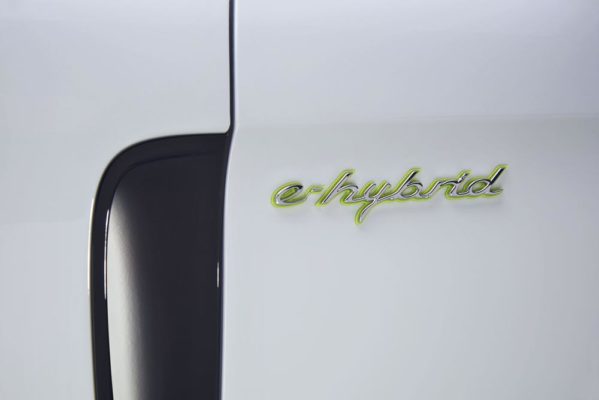 Porsche Panamera E-Hybrid Revista CAR