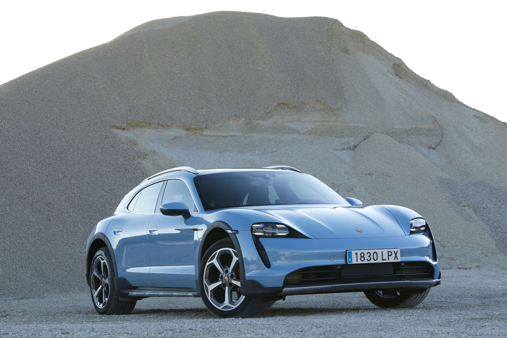 Porsche Taycan Cross Turismo