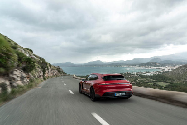 Prueba Porsche Taycan Sport Turismo GTS