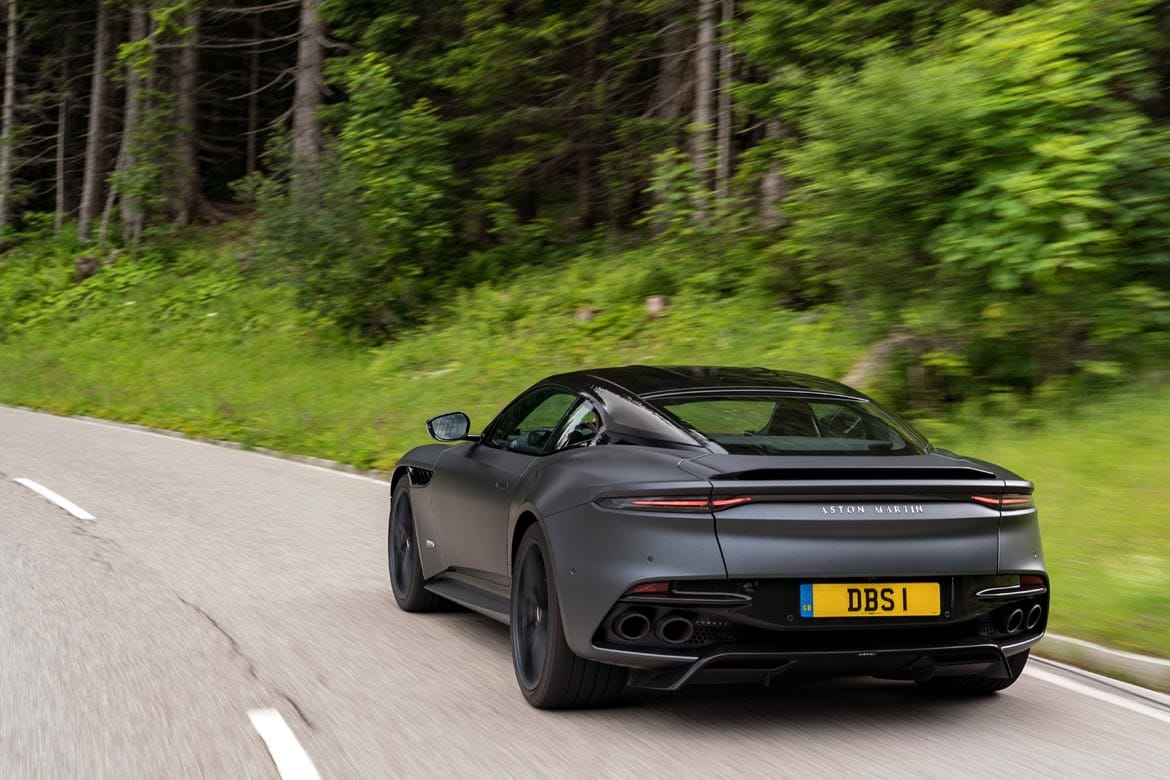 Prueba Aston Martin DBS Superleggera 2018