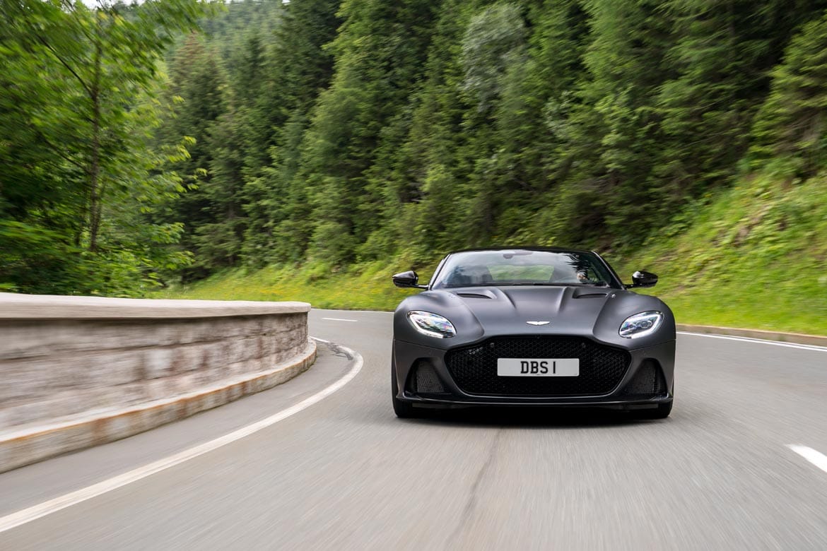 Prueba Aston Martin DBS Superleggera 2018