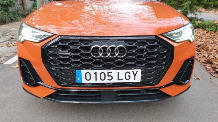 Audi Q3 Sportback 40 TDI parrilla