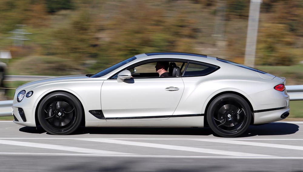 Bentley Continental GT W12 perfil dinámico