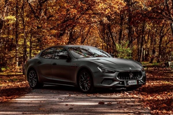 Maserati Ghibli Trofeo tres cuartos delantera