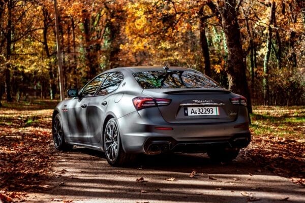 Maserati Ghibli Trofeo trasera