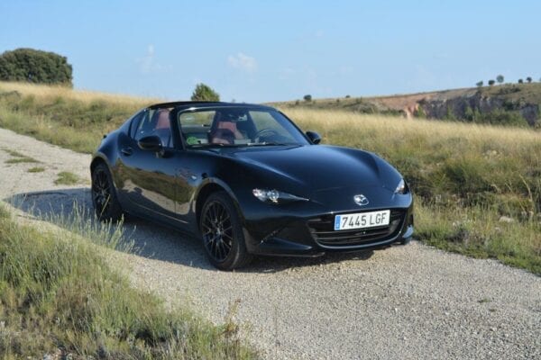 Mazda MX-5 RF 2.0 tres cuartos delantero