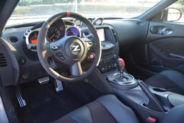 Prueba Nissan 370Z interior