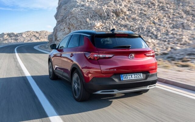 Prueba Opel Grandland X Híbrido enchufable, menos consumos, más prestaciones