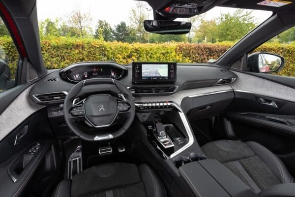 Peugeot 3008 2021 interior