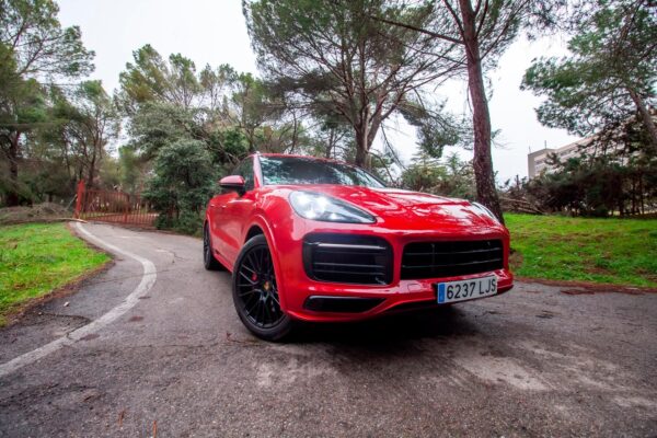 Prueba Porsche Cayenne GTS 2020