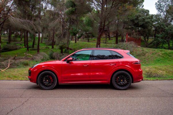 Prueba Porsche Cayenne GTS 2020