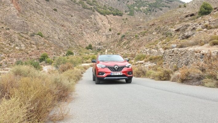 Renault Kadjar 4WD frontal carretera