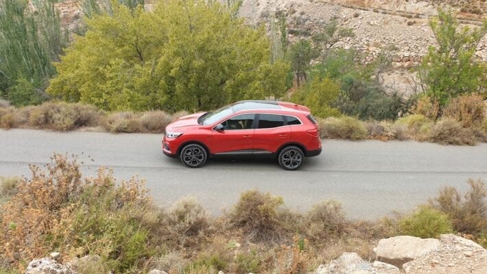 Renault Kadjar 4WD carretera perfil