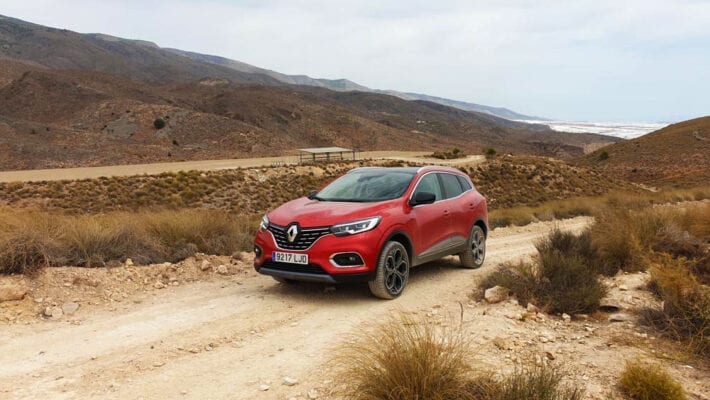 Renault Kadjar 4WD tres cuartos delantero