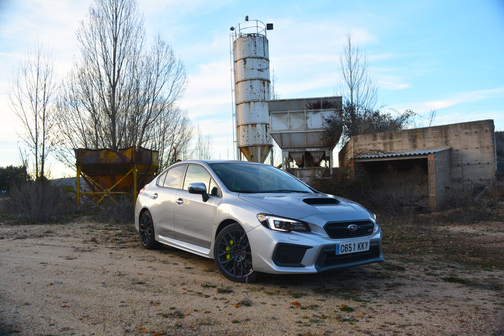 Subaru WRX STi 3/ frontal