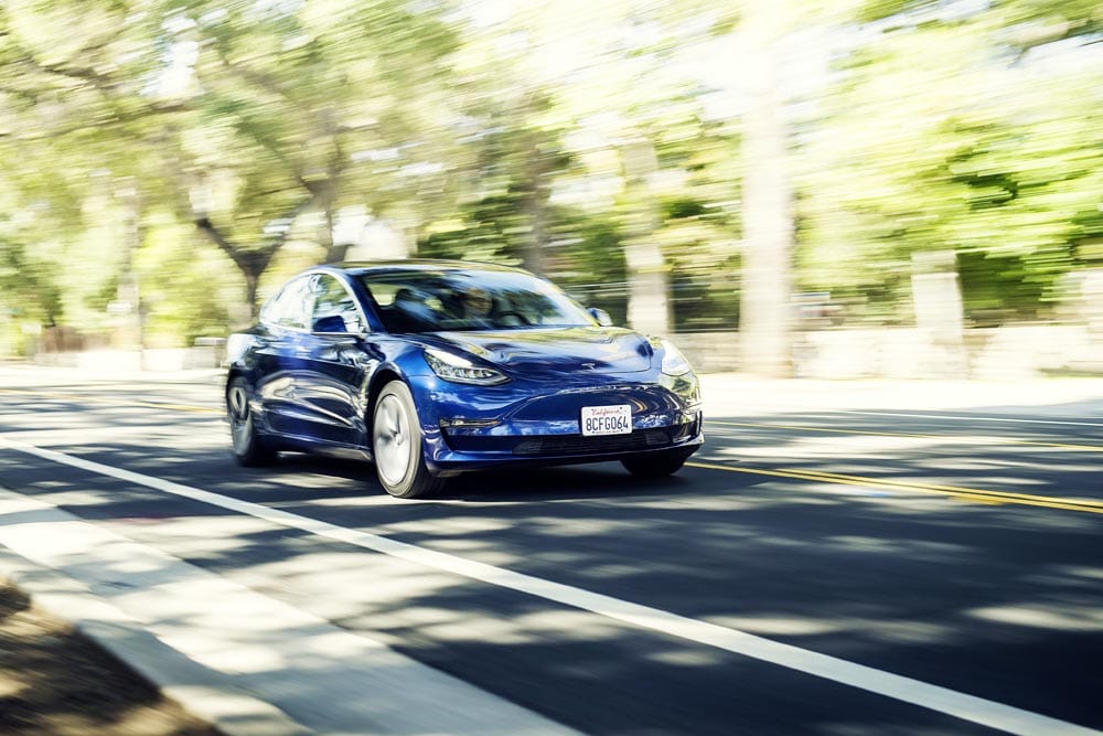 Así funciona la conducción autónoma del Tesla Model 3