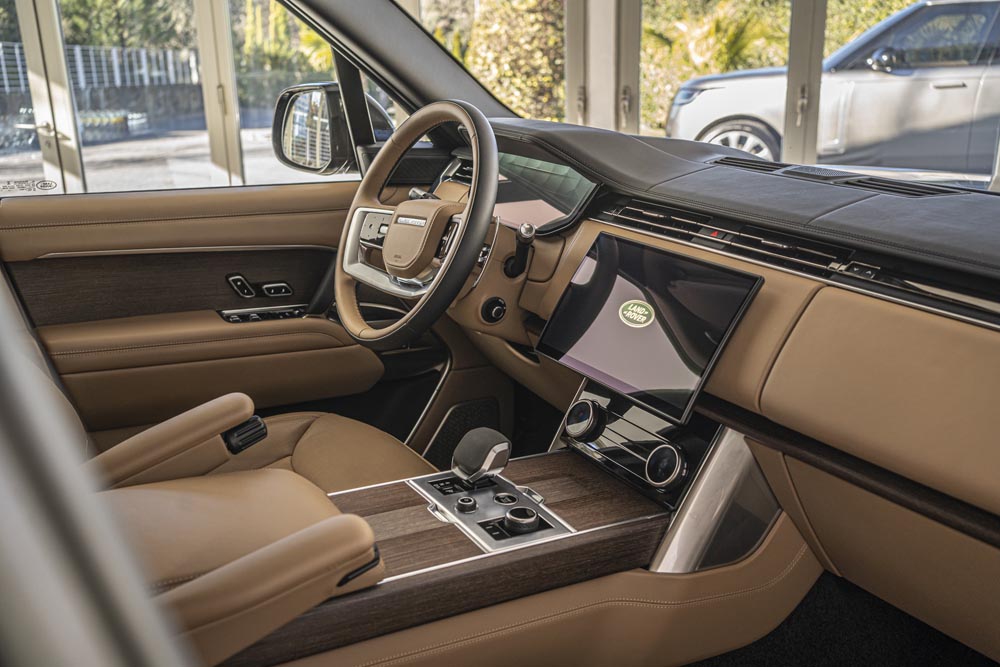 interior Range Rover 2022