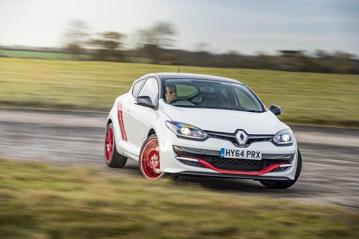 ¿Con cuál te quedas? Renault «No Limits», Clio Sport Trophy, Megane Sport o Spider