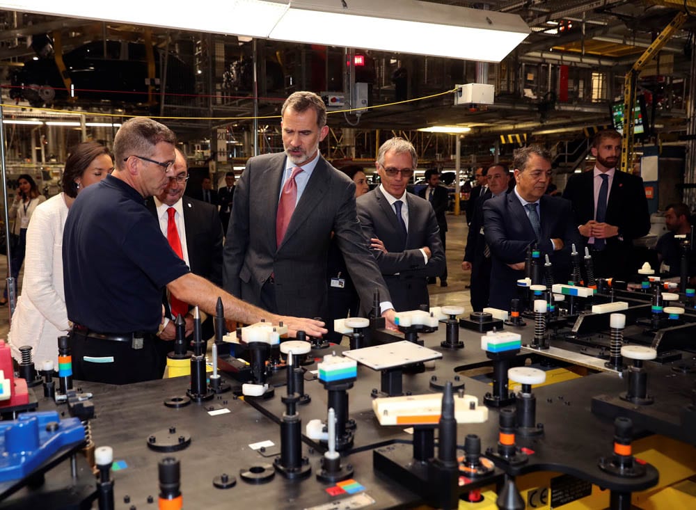 El Rey Felipe VI respalda el inicio de producción del Opel Corsa en su visita a Figueruelas