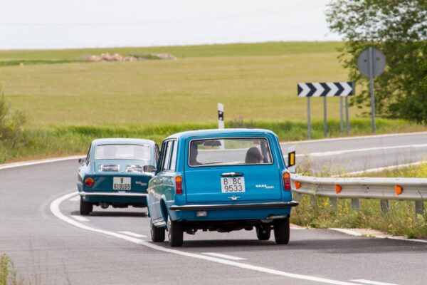 ruta con un SEAT 1430 Familiar