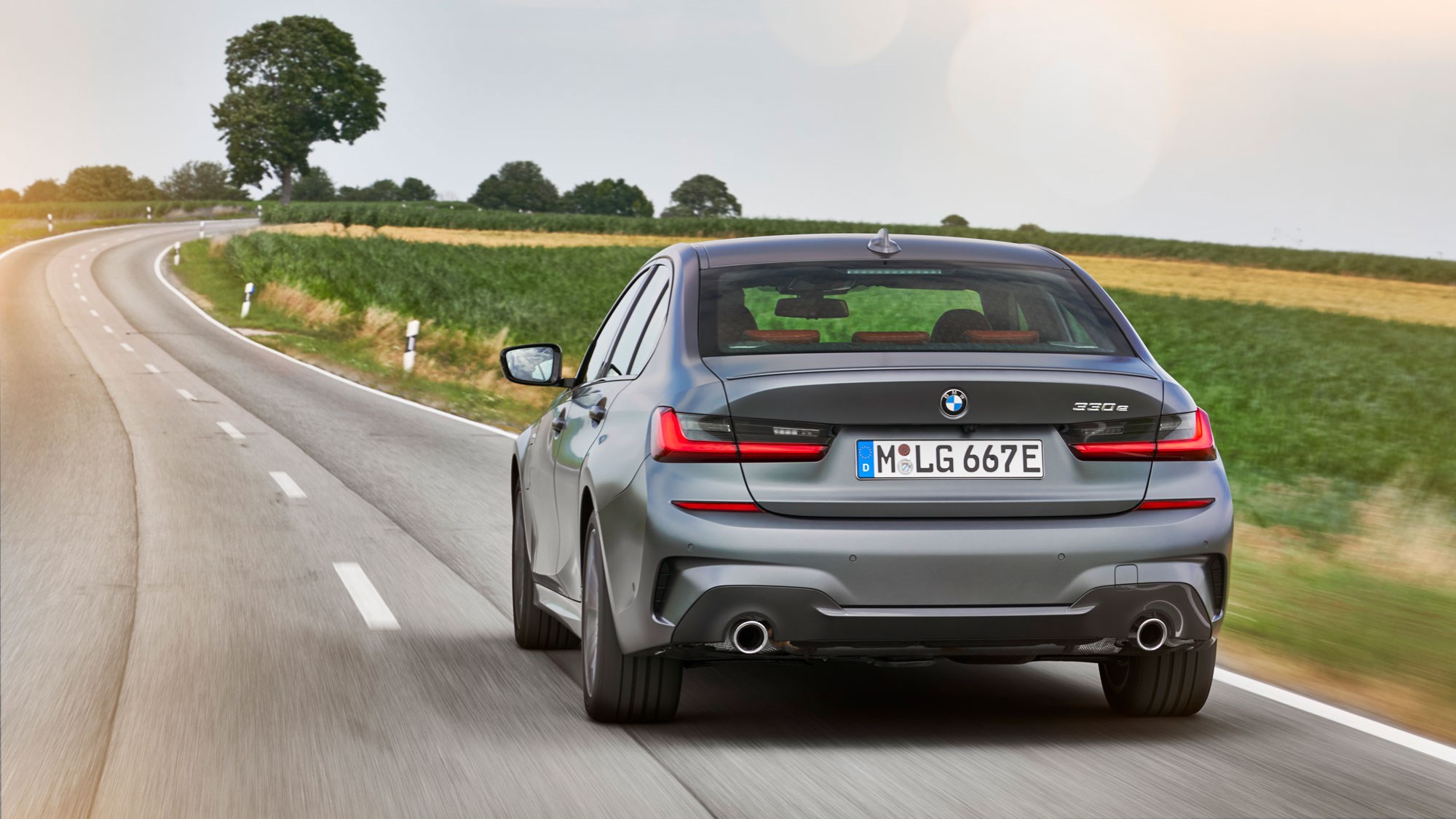 Prueba BMW Serie 3 330e: el rey de las berlinas PHEV