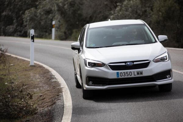 Prueba Subaru Impreza Eco Hybrid