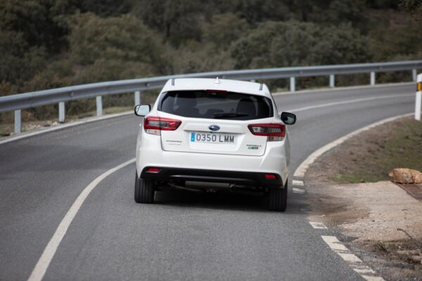 Prueba Subaru Impreza Eco Hybrid