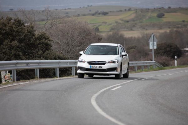 Prueba Subaru Impreza Eco Hybrid