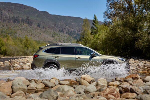 Subaru Outback Revista CAR rio