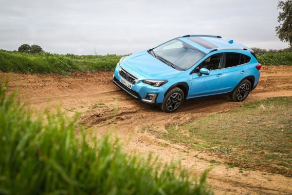 Subaru XV Eco Hybrid off-road