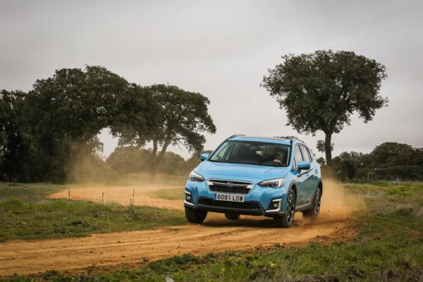 Subaru XV Eco Hybrid off-road