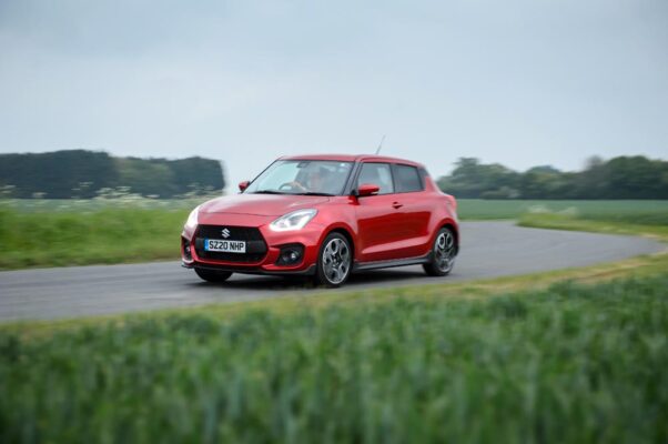 Suzuki Swift Sport 2020 movimiento