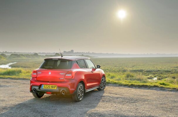 El Suzuki Swift Sport 2020 es ahora híbrido y tiene 130 CV