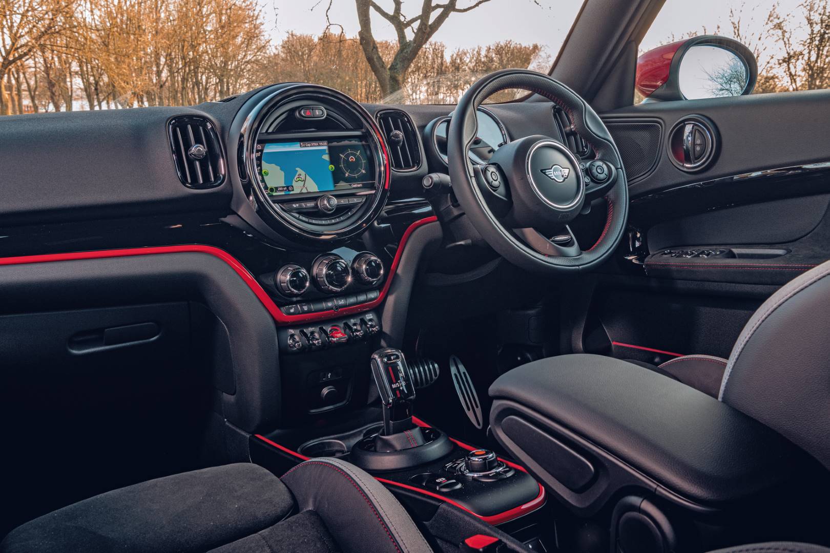 MINI JCW Countryman interior