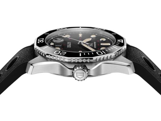 TAG Heuer Aquaracer 2021 Revista CAR negro