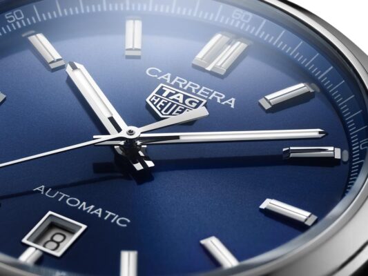 TAG Heuer Carrera Three Hands 29 mm Revista CAR