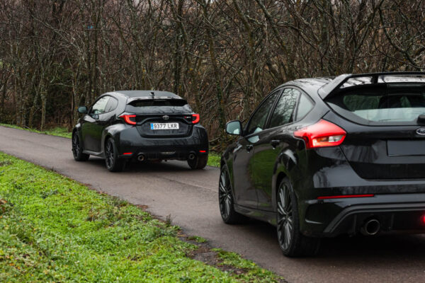 Toyota GR Yaris y Ford Focus RS