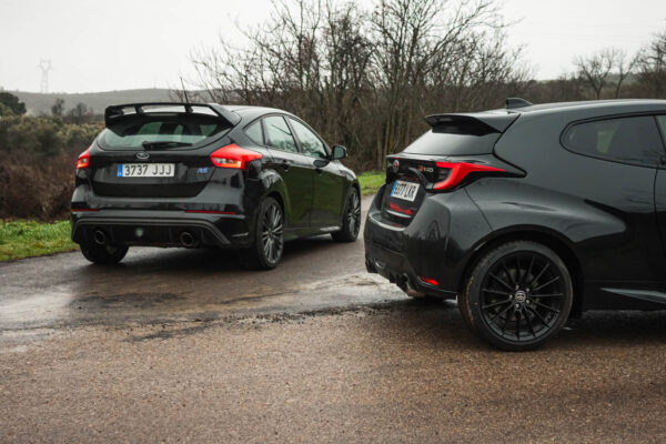 Toyota GR Yaris y Ford Focus RS