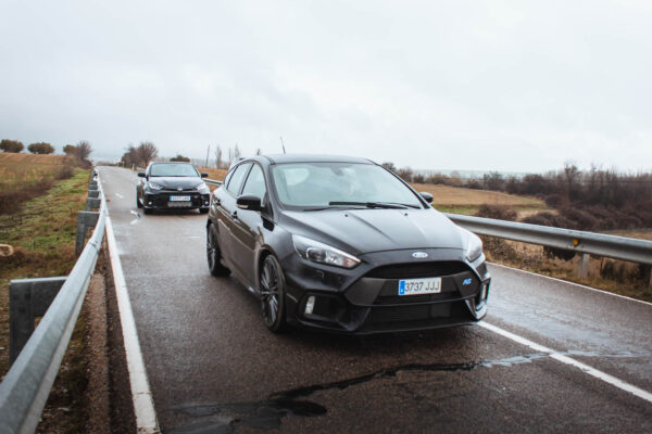 Toyota GR Yaris y Ford Focus RS