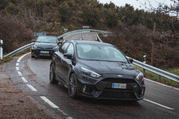 Toyota GR Yaris y Ford Focus RS